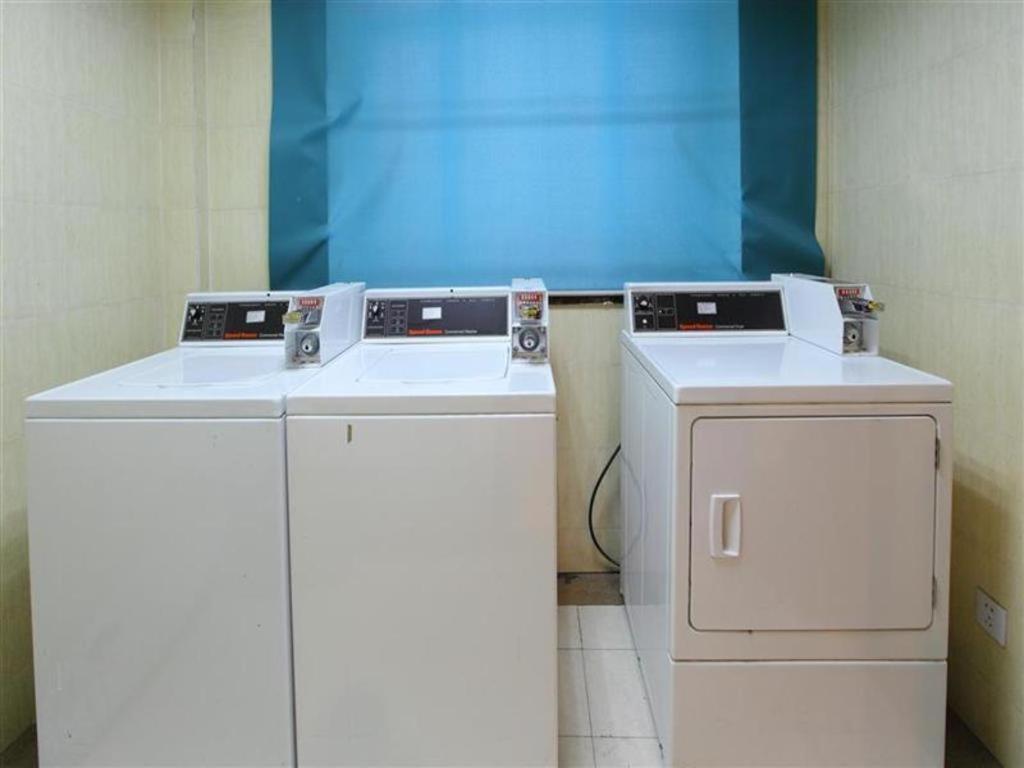 Vx Hotel Shanghai Yixian Road Dabaishu Экстерьер фото